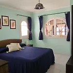 Vila El Bucanero